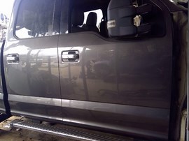 2015 FORD F-150, GRAY, XLT, CREW CAB, 5.0L, AT, 4WD,   F25039
